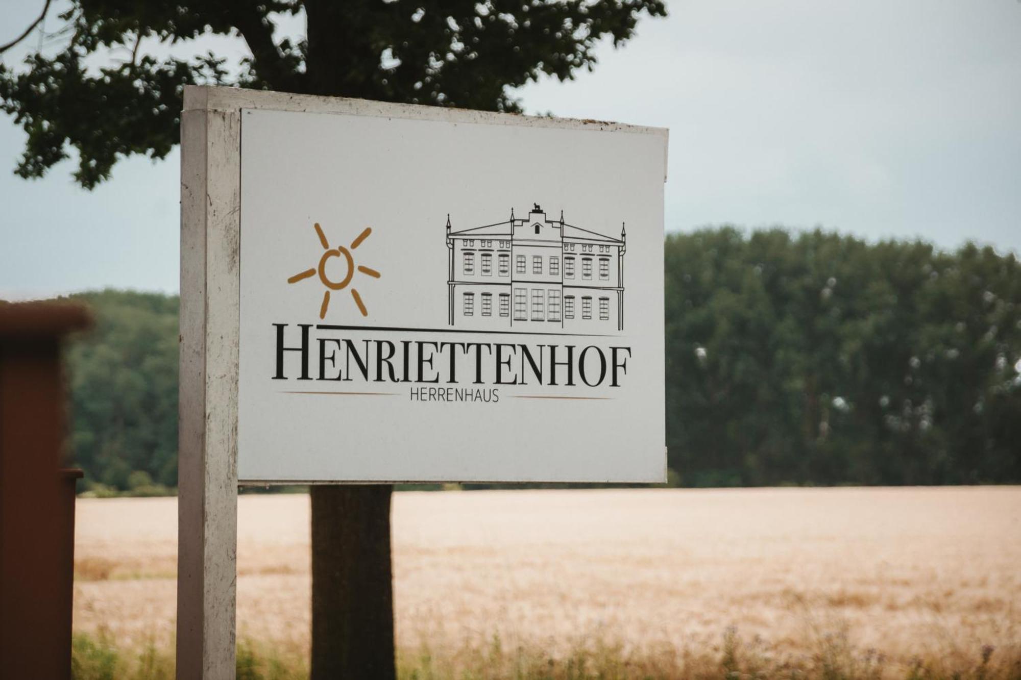 Herrenhaus-Henriettenhof Grömitz Extérieur photo
