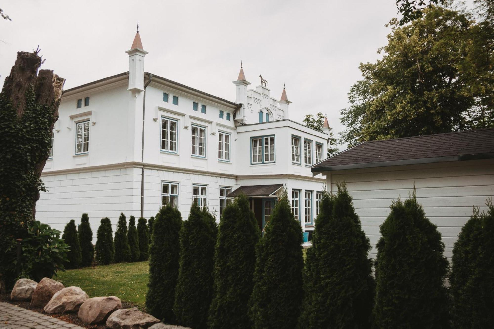 Herrenhaus-Henriettenhof Grömitz Extérieur photo